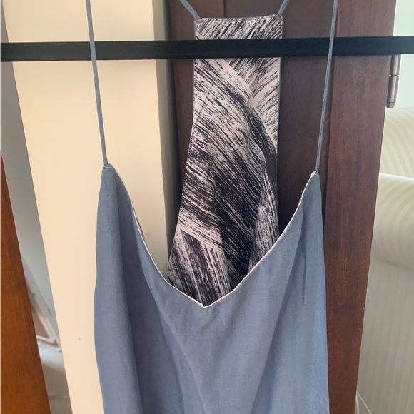 Lulu lemon tank- size Medium - Picture 3 of 7